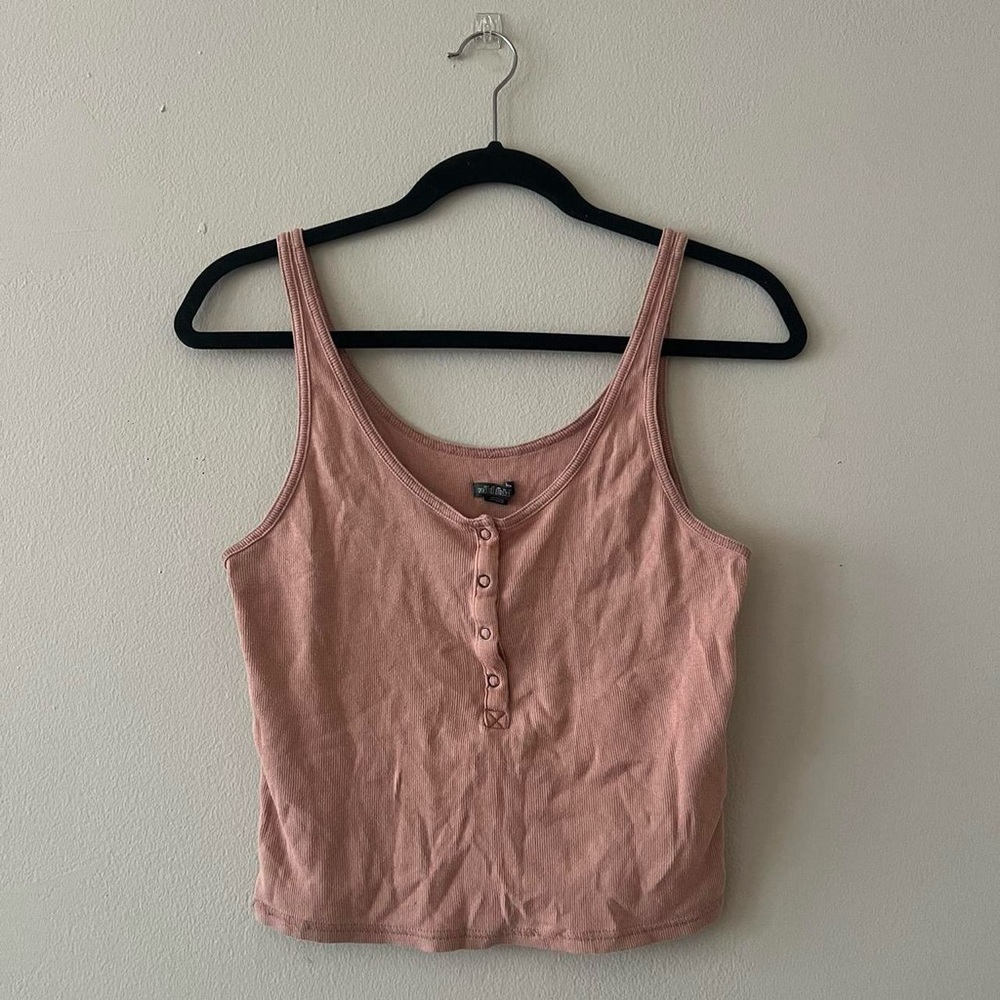 baby pink tank top